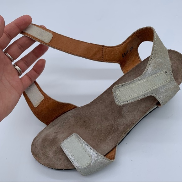 Taos Women's Silver Wedge Sandals 39 / 8 - Picture 7 of 8